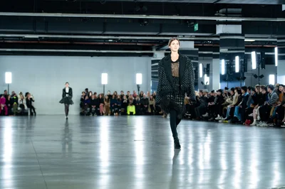 Look 1